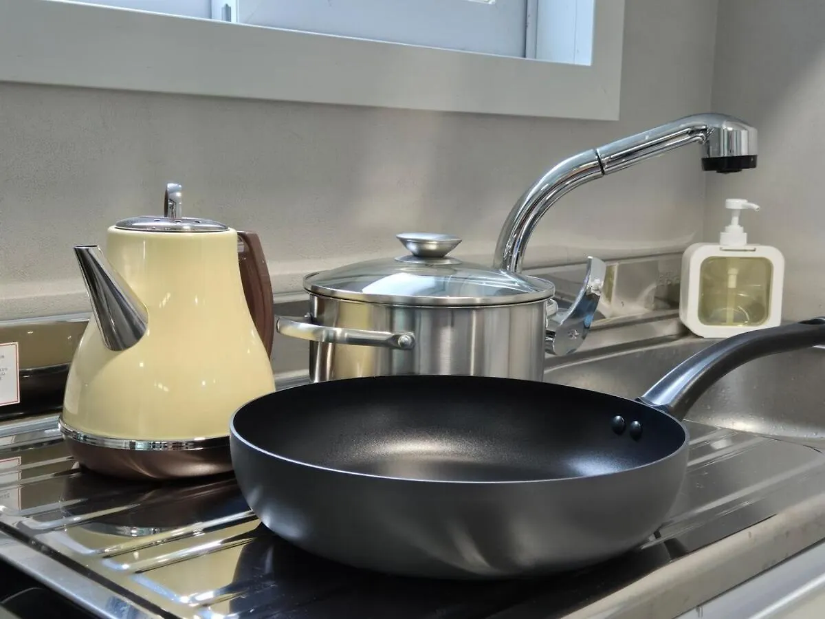 Tangerine Stay Hongdae Hongdae Street Hongik University Station Accommodation Yeontral Park 2 Minutes Dining Room Table For 8 People سيول 0*,  كوريا الجنوبية